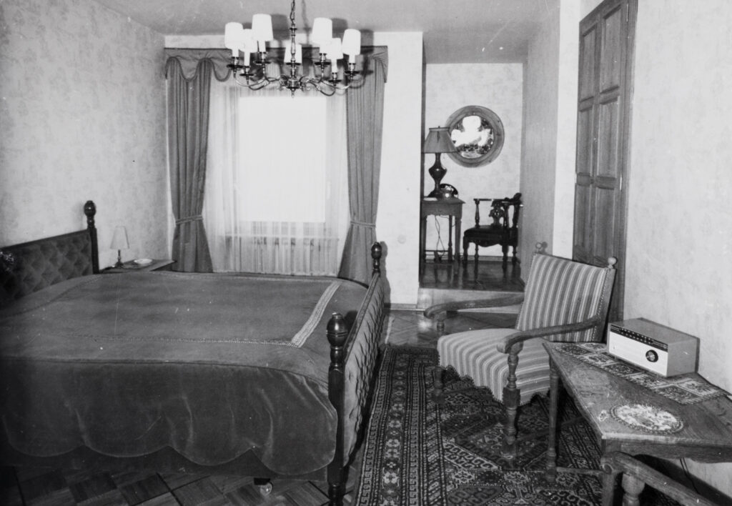 Zimmer der Steinburg 1951