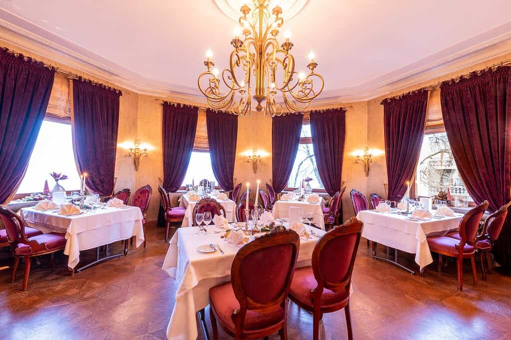 2019_12_20_Steinburg_weihnachtsfeier_Location_Foto_xtrakt_media_Lukas_Seufert (43 von 78)
